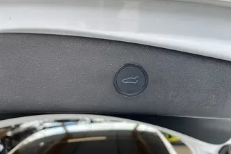 Tesla Model 3, 208 kW, elekter, automaat, tagavedu
