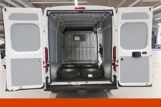 Peugeot Boxer, 2.2, 88 kW, diesel, manual, front-wheel drive