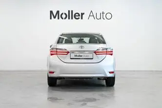 Toyota Corolla, 1.6, 97 kW, бензин, механическая, передний привод