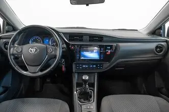 Toyota Corolla, 1.6, 97 kW, бензин, механическая, передний привод