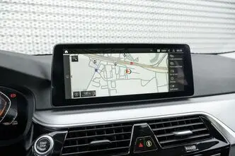 BMW 520, 2.0, 140 kW, дизель, автомат, полный привод