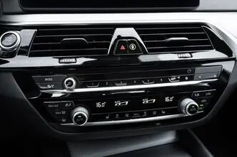 BMW 520, 2.0, 140 kW, дизель, автомат, полный привод