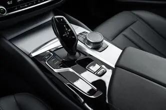 BMW 520, 2.0, 140 kW, дизель, автомат, полный привод
