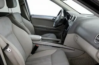 Mercedes-Benz ML 280, 3.0, 140 kW, diesel, automatic, four-wheel drive