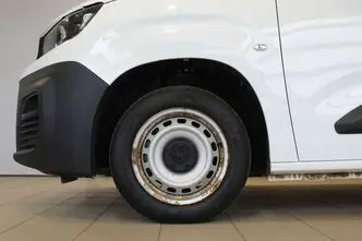 Peugeot Partner, 1.5, 56 kW, diesel, manual, front-wheel drive