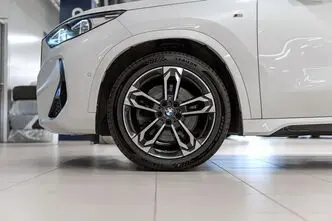BMW X1, 2.0, 145 kW, hübriid, automaat, nelikvedu