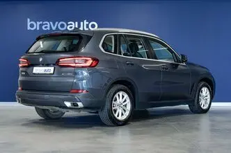 BMW X5, 3.0, 210 kW, гибрид, автомат, полный привод
