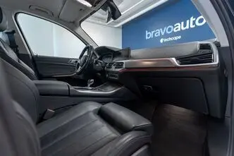 BMW X5, 3.0, 210 kW, гибрид, автомат, полный привод