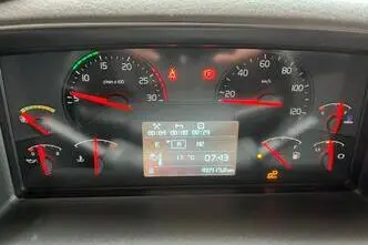 Volvo FM 370 6x2, 278 kW, diesel, automatic