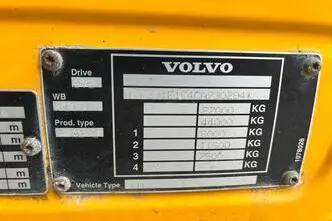 Volvo FM 370 6x2, 278 kW, diesel, automatic