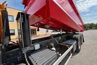 Volvo FE320, 240 kW, diisel, automaat
