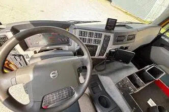 Volvo FE320, 240 kW, diisel, automaat