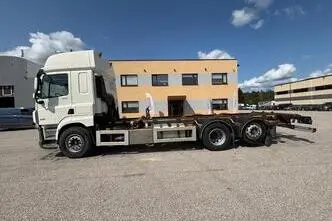 DAF CF 530, 390 kW, diesel, automatic