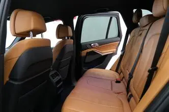 BMW X5, 3.0, 210 kW, hübriid, automaat, nelikvedu