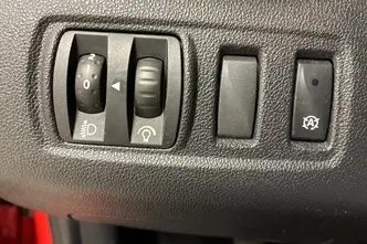 Renault Clio, 0.9, 66 kW, bensiin, manuaal, esivedu