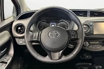 Toyota Yaris, 1.5, 74 kW, hübriid, automaat, esivedu