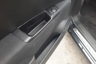 Fiat 500, 1.0, 51 kW, hübriid, manuaal, esivedu