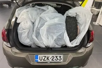 Citroën C4, 1.2, 96 kW, bensiin, automaat, esivedu