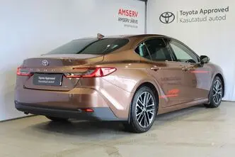 Toyota Camry, 2.5, 137 kW, гибрид, автомат, передний привод