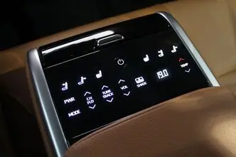 Toyota Camry, 2.5, 137 kW, гибрид, автомат, передний привод