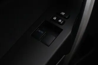 Toyota Auris, 1.8, 73 kW, hübriid, automaat, esivedu