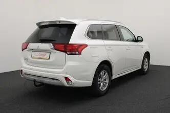 Mitsubishi Outlander, 2.4, 99 kW, pistikhübriid, automaat, nelikvedu