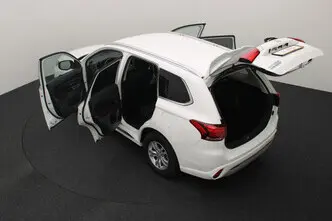 Mitsubishi Outlander, 2.4, 99 kW, pistikhübriid, automaat, nelikvedu