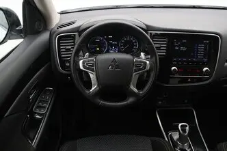 Mitsubishi Outlander, 2.4, 99 kW, pistikhübriid, automaat, nelikvedu