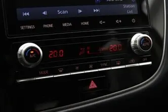 Mitsubishi Outlander, 2.4, 99 kW, pistikhübriid, automaat, nelikvedu