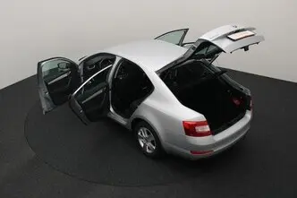 Škoda Octavia, 1.4, 110 kW, bensiin, automaat, esivedu