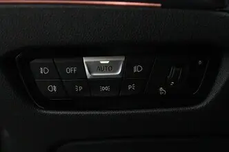 BMW 318, 2.0, 110 kW, diisel, automaat, tagavedu