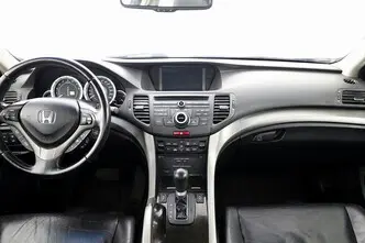 Honda Accord, 2.4, 201 kW, bensiin, automaat, esivedu