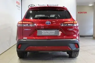 Toyota Corolla Cross, 2.0, 112 kW, гибрид, автомат, полный привод