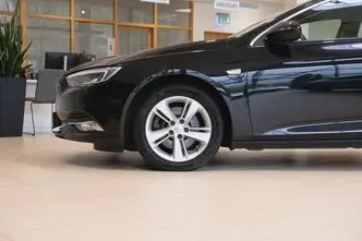 Opel Insignia, 2.0, 125 kW, diesel, automatic, front-wheel drive