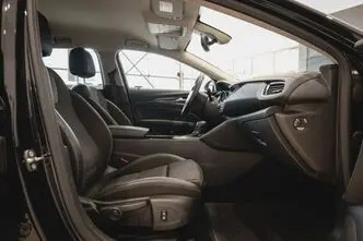 Opel Insignia, 2.0, 125 kW, diesel, automatic, front-wheel drive