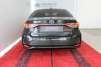 Toyota Corolla, 1.8, 72 kW, гибрид, автомат, передний привод