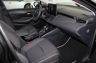 Toyota Corolla, 1.8, 72 kW, гибрид, автомат, передний привод