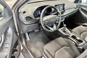 Hyundai i30, 1.4, 103 kW, бензин, автомат, передний привод