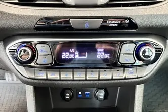 Hyundai i30, 1.4, 103 kW, бензин, автомат, передний привод