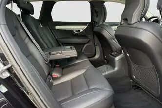 Volvo V90, 2.0, 186 kW, plug-in hybrid, automatic, four-wheel drive