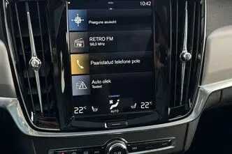 Volvo V90, 2.0, 186 kW, plug-in hybrid, automatic, four-wheel drive
