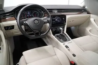 Volkswagen Passat, 2.0, 162 kW, bensiin, automaat, esivedu