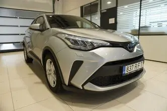 Toyota C-HR, 1.8, 72 kW, hybrid, automatic, front-wheel drive