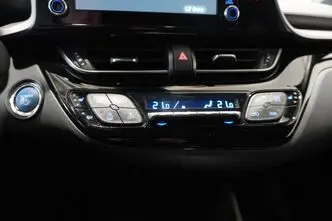 Toyota C-HR, 1.8, 72 kW, hybrid, automatic, front-wheel drive