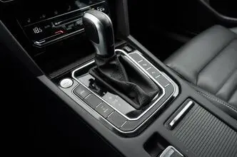 Volkswagen Passat, 1.4, 160 kW, bensiin, automaat, esivedu