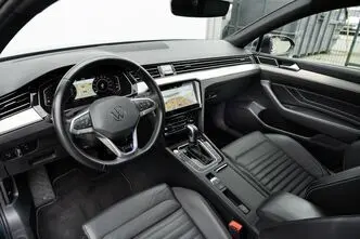 Volkswagen Passat, 1.4, 160 kW, bensiin, automaat, esivedu