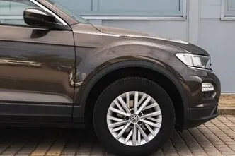 Volkswagen T-Roc, 1.0, 85 kW, bensiin, manuaal, esivedu