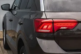 Volkswagen T-Roc, 1.0, 85 kW, bensiin, manuaal, esivedu