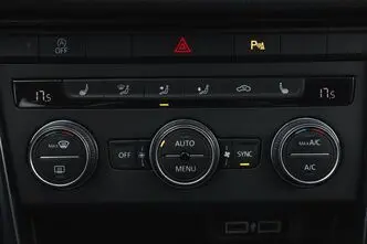 Volkswagen T-Roc, 1.0, 85 kW, bensiin, manuaal, esivedu