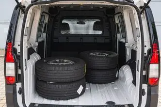 Volkswagen Caddy, 2.0, 90 kW, diisel, manuaal